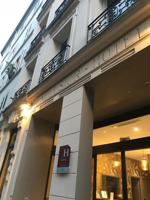 Excelsior Batignolles Hotell Paris Eksteriør bilde